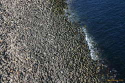 Dry gives way to wet rocks