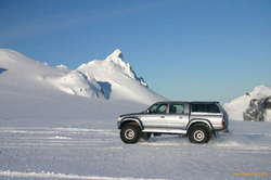 Gunni cruising around looking for the way off the Glacier