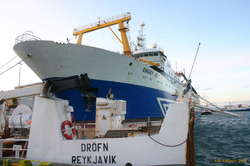 Big trawler, little trawler