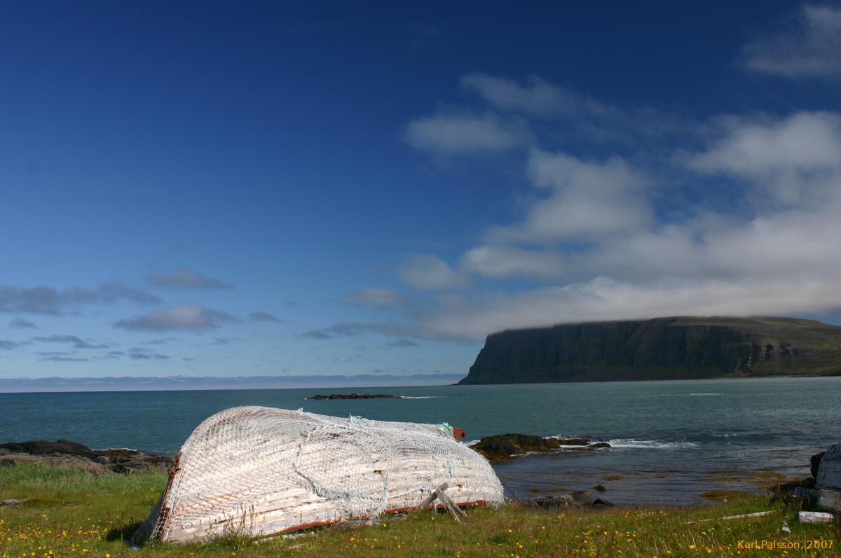 Old boat, old harbour, Reykjafjörður