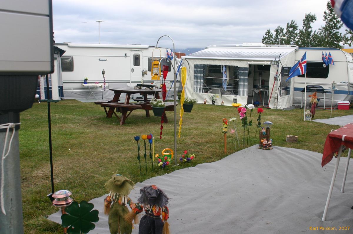 The guys set up a home in the middle