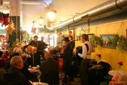 the band playing at Kolaportið