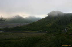 A tongue of land sticking out into the river plain