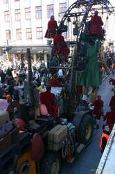 Roawr! Chunky old tractors in reverse