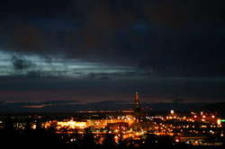 Hallsgrímskirkja reaching into the dusk