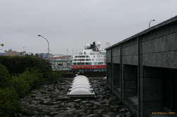 A different view of the harbor, from the central bank