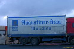 What this truck is doing in Garður I'll never know