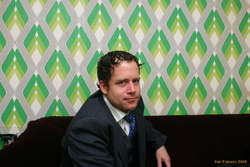 Serious Guido in serious going out wear :)