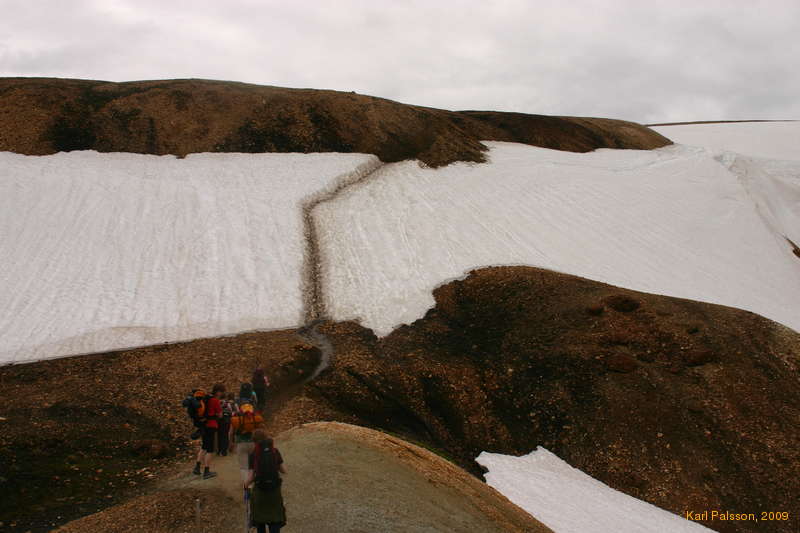 Ooh look, steep mucky snow!
