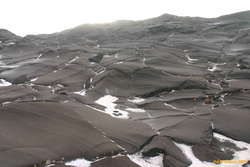 Snowy ripples on the móberg