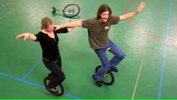 Lee trying to help Alda