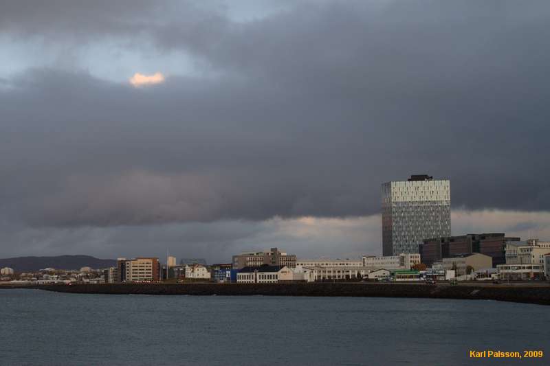 Afternoon along the shore