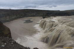 Downstream over Gjallandi