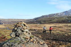 Along the sodden heath up to the Sandvatn ridge