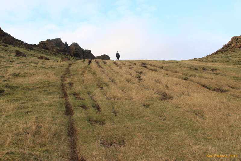 Dirtbike tracks near Grænavatn