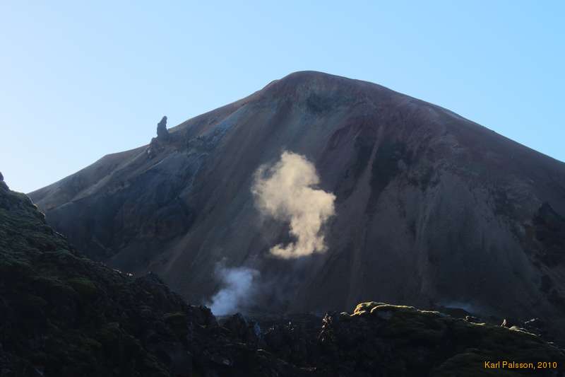 Sunlight catching some steam by Brennisteinsalda