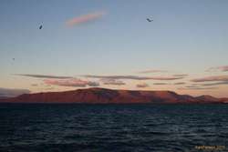 Autumn light on Esja