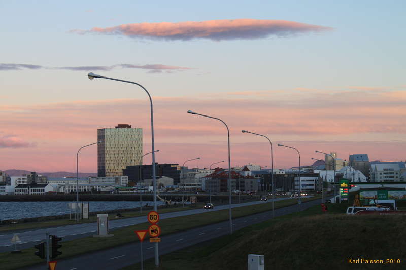 Sunset along Sæbraut
