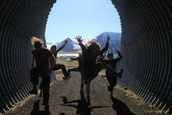 Everybody up in the air!