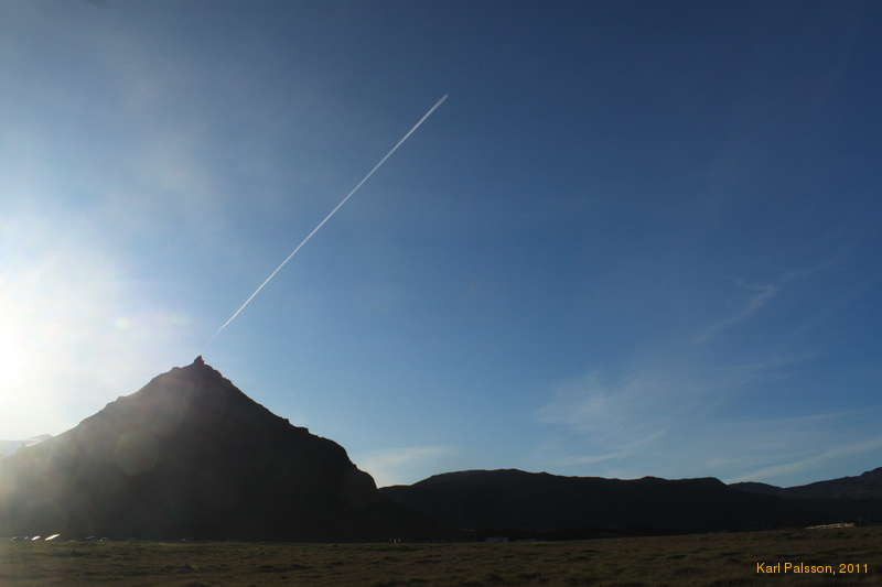 Arnarstapi fires its main laser