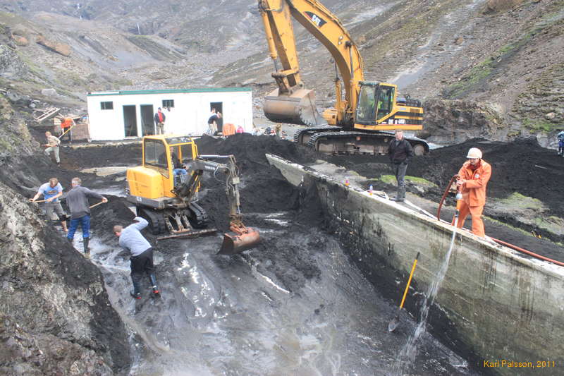 Work is fast when you have big toys