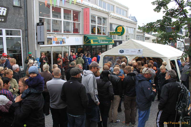 Big lines at the Reykjavik Bacon Festival