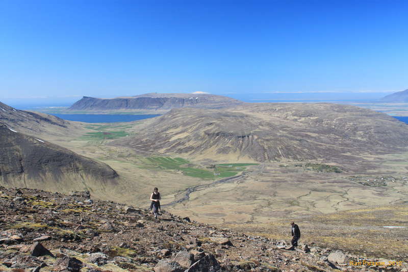 Iveta and Ævar, Akrafjall in the background