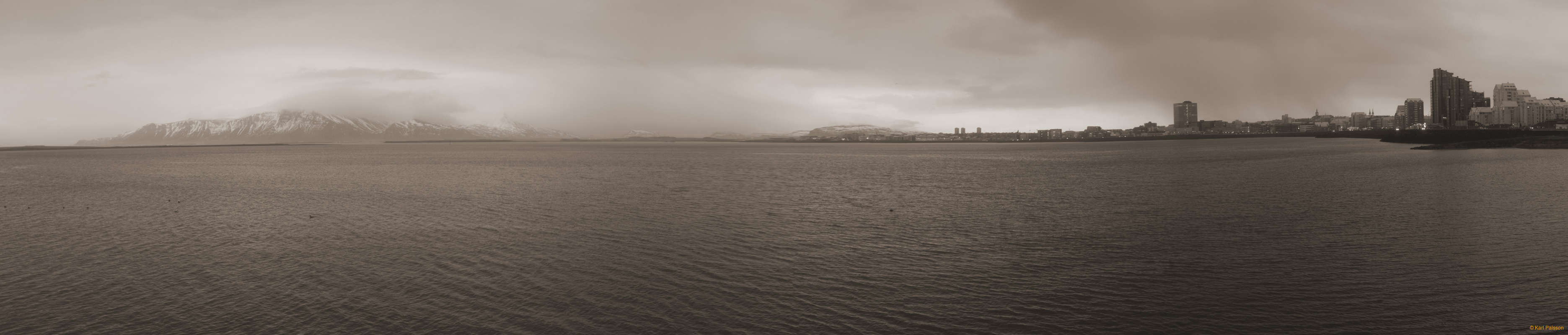 Esja around to Skuggahverfi, from Austurbakki