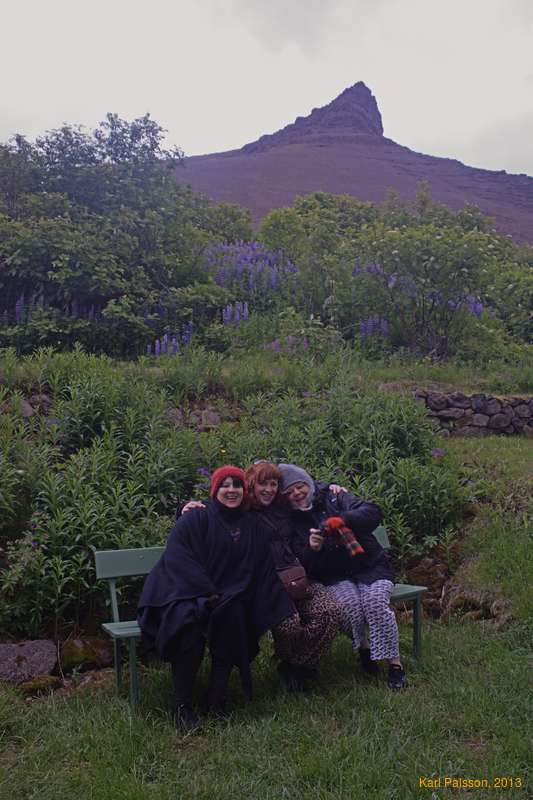 Begga, Kata and Bára at Skrúður