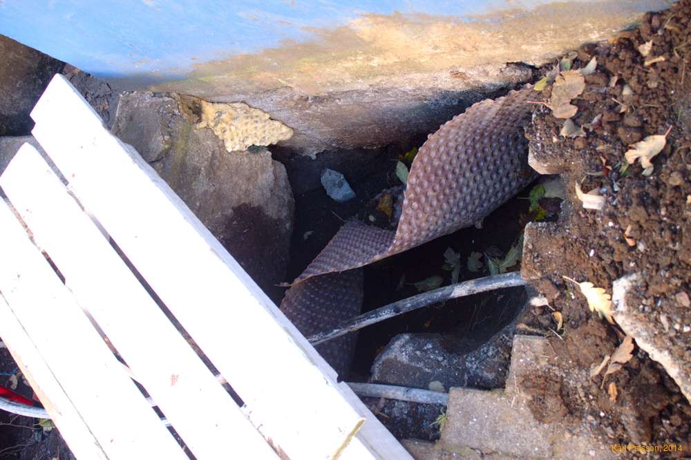 Stairs missing support