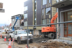 Construction continues by Grand Rokk