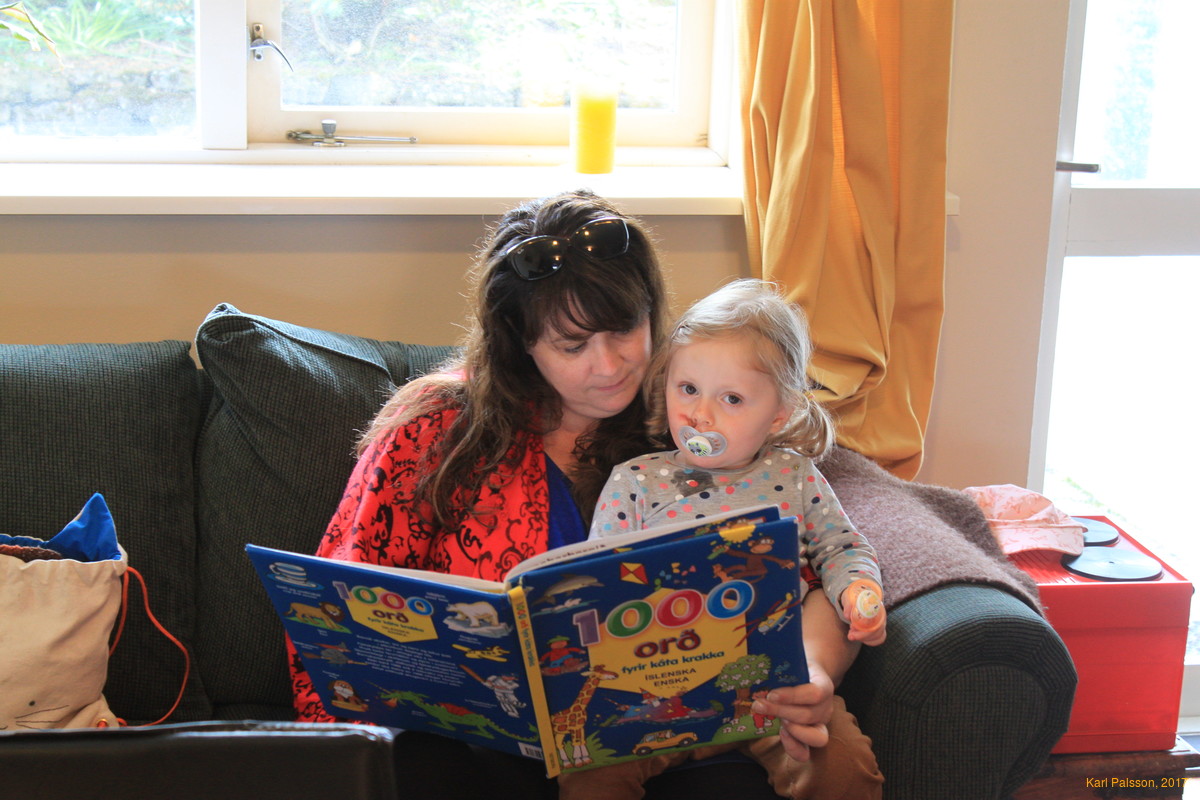 Stella reading with Begga