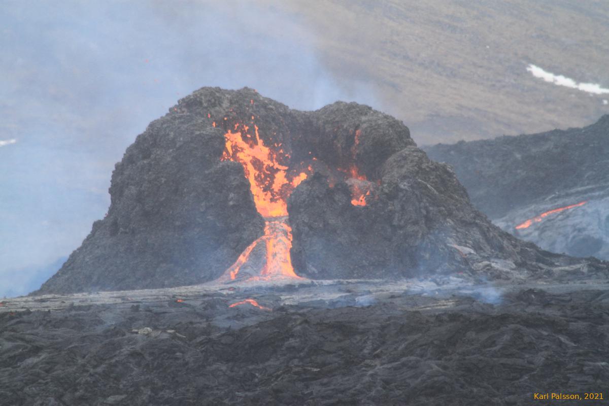 Crater 4 has a small pool on the east side