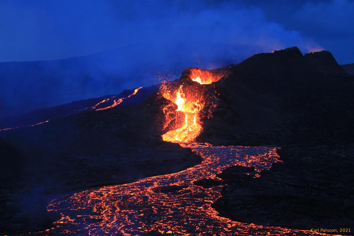 More collapse in the main channel